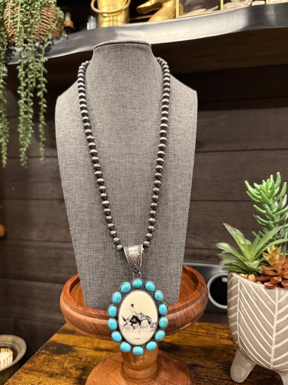 SOLD!!!!








Turquoise Pendant Bead Necklace with Rodeo Motif